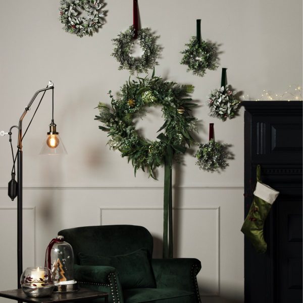 Green Frosted Large Eucalyptus Candle Wreath