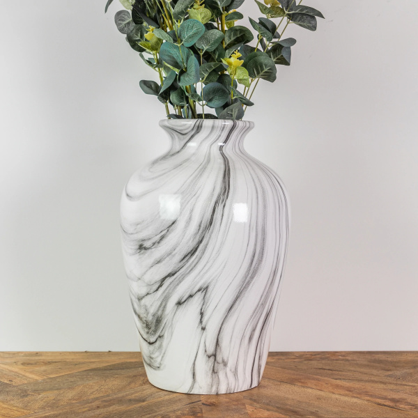 Marble Chours Vase