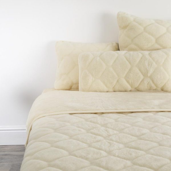 Cashmere Wool Quilt – Natural Shapes