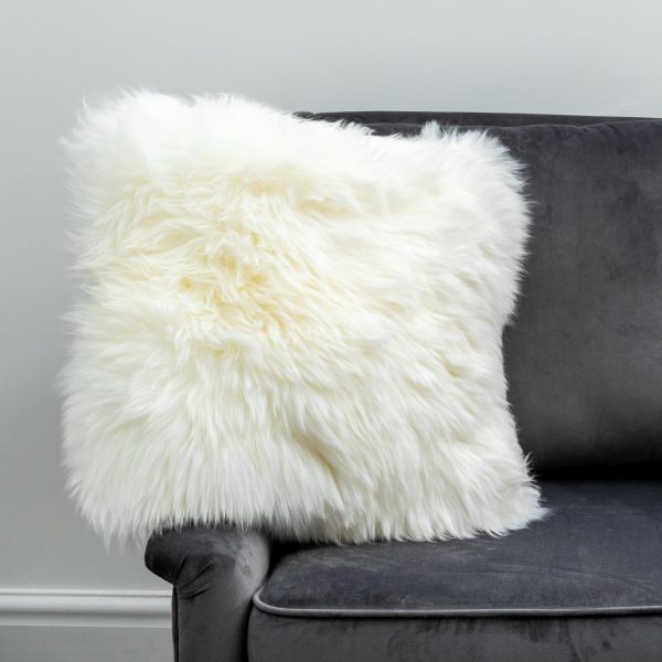 CUS-SHEEP-NAT Natural Sheepskin Cushion