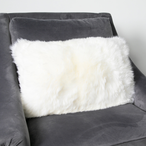 CUS30-SHEEP-NAT Natural Long Hair Sheepskin Cushion