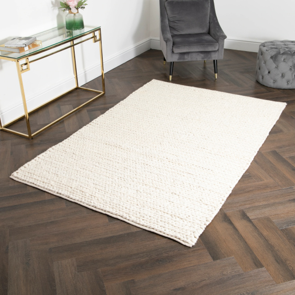 Cream Knitted Rug (3 Sizes)