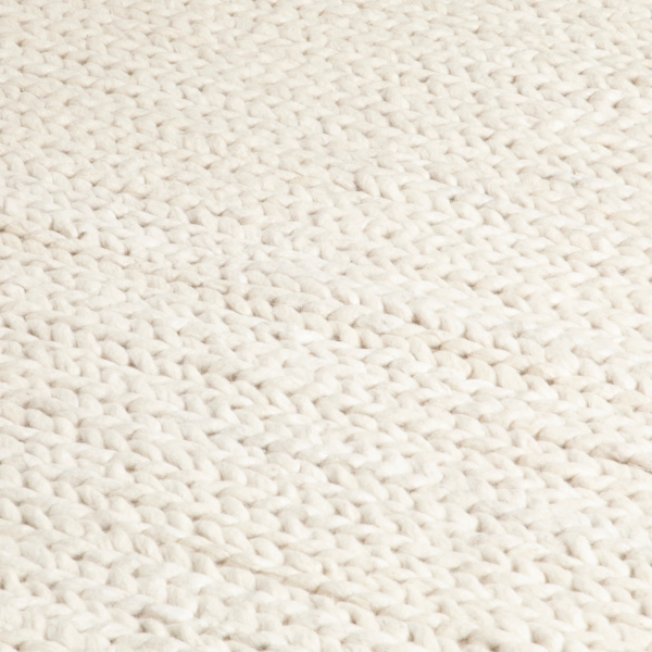 Cream Knitted Rug (3 Sizes)