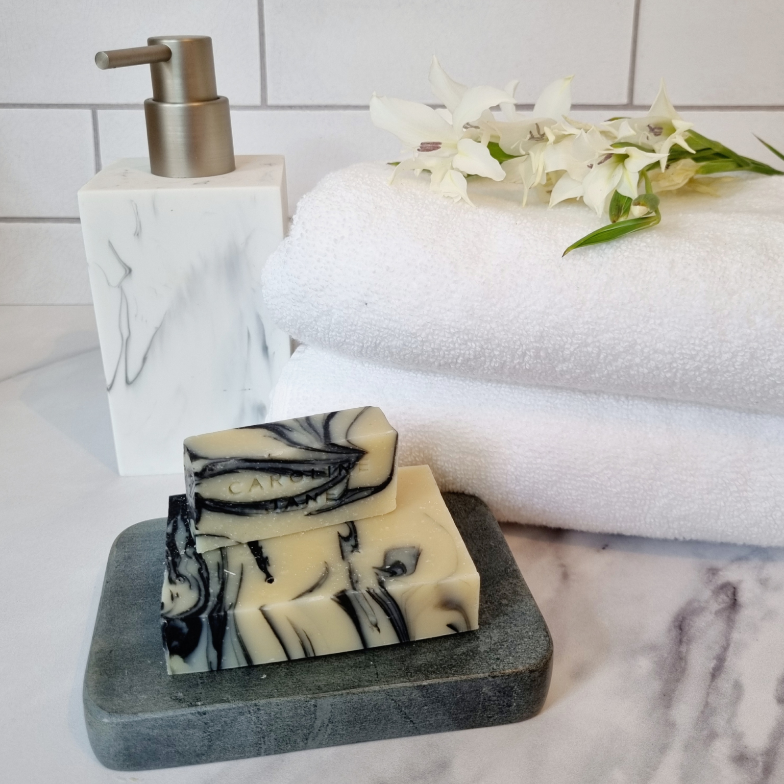 Caroline Jane Luxury Gift Box With 4 x 100g Soap Bars